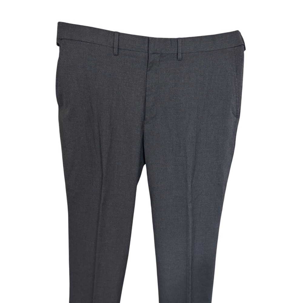 J.M.‎ Haggar classic fit pants 38x30 Charcoal Blue